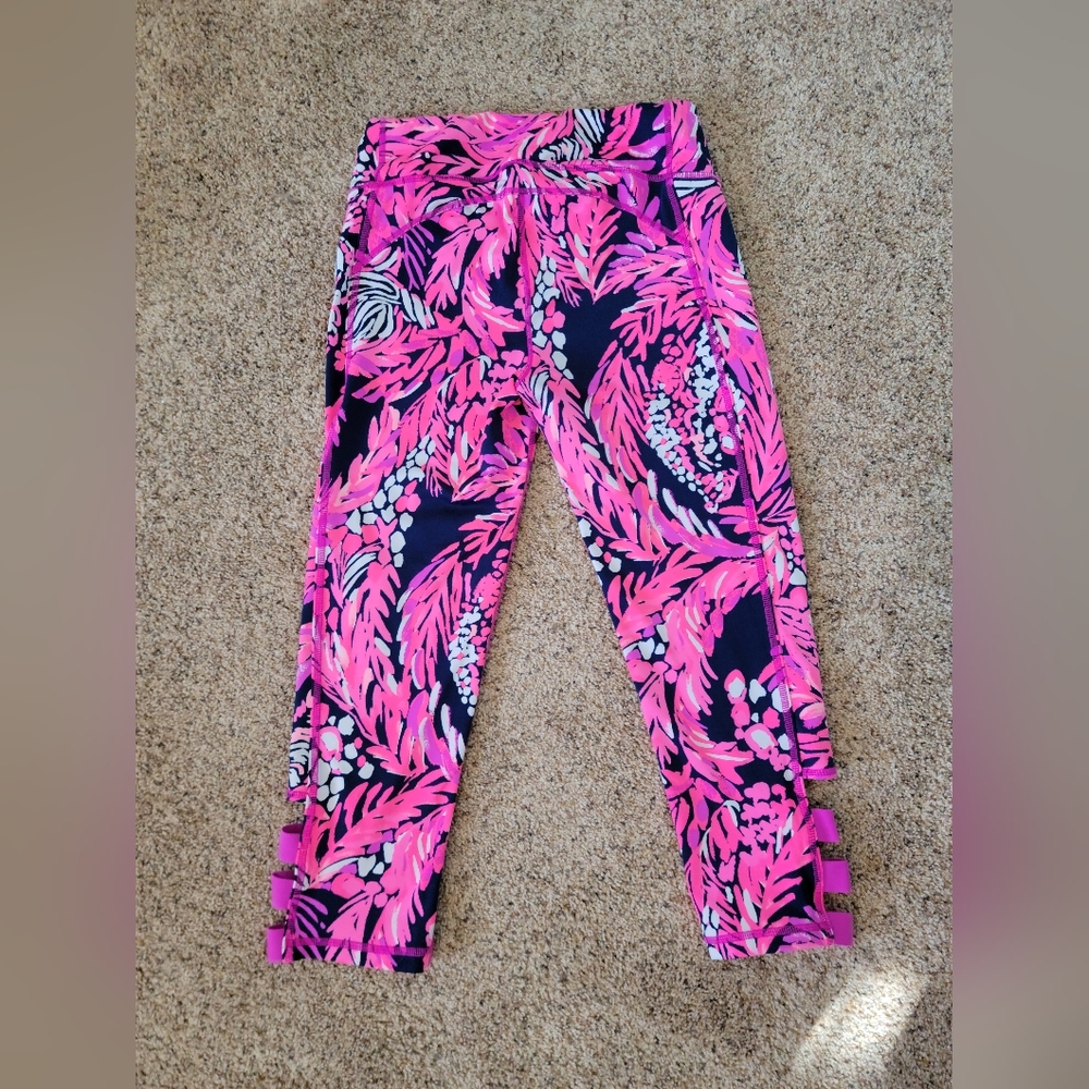 🌴"Lilly Pulitzer" Luxletic Leggings🌴 - Picture 6 of 16